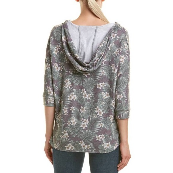 Chaser NWT Floral Leaf V-Neck Hi-Lo Hoodie Pullover Sweatshirt Green Sz Medium - Picture 1 of 6